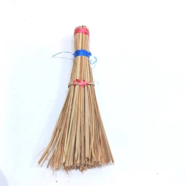 Yemeni Brooms مكنسة يمنية